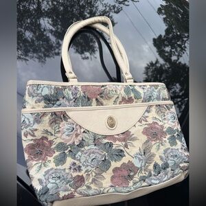 90’s Floral Tapestry Handbag - Cream and Blue